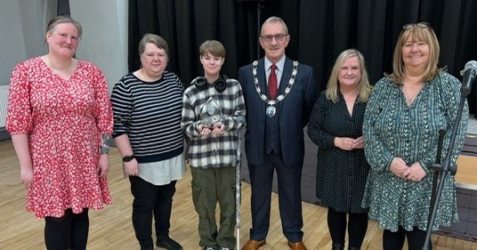 Spectrum CIO volunteers with Town Mayor Stephen Henry and Cllr Tracey Murray
